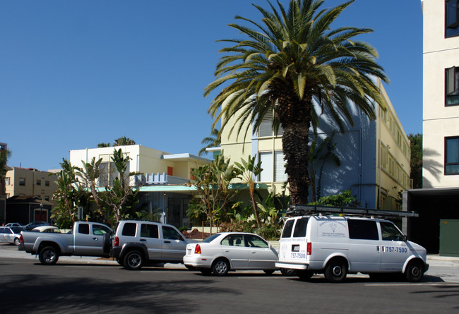 Cortez Hill Apartments in San Diego, CA - Foto de edificio - Building Photo