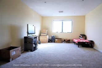 404 Langley Rd-Unit -34D in Newton, MA - Building Photo - Building Photo