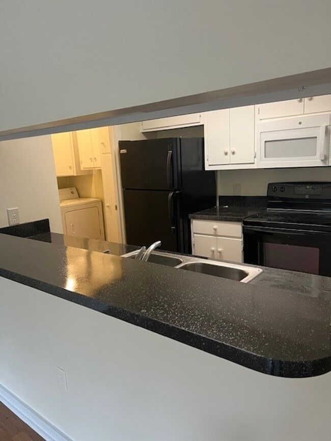 property at 336 S Pantops Dr