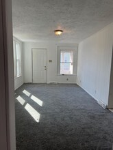 1205 Victoria Ave in New Kensington, PA - Building Photo - Building Photo
