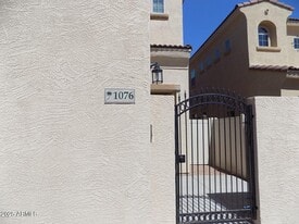 1367 S Country Club Dr in Mesa, AZ - Building Photo