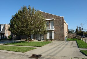 3703 Bunkerhill Dr Apartments