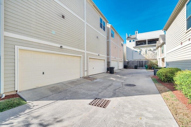 property at 3019 Palmer St