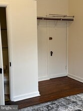 15 W Union St in Burlington, NJ - Building Photo - Building Photo