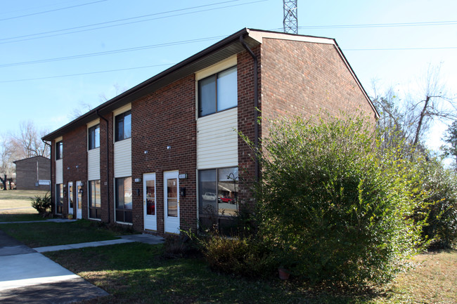 Liberty Arms Apartments in Thomasville, NC - Building Photo - Building Photo