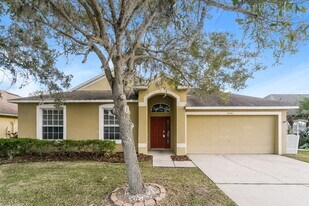 2041 The Oaks Blvd in Kissimmee, FL - Building Photo