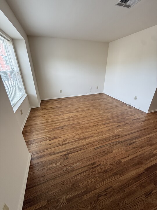 570 Central Ave, Unit 2 in New Providence, NJ - Foto de edificio