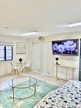 2153 SW 15th St in Miami, FL - Building Photo - Building Photo
