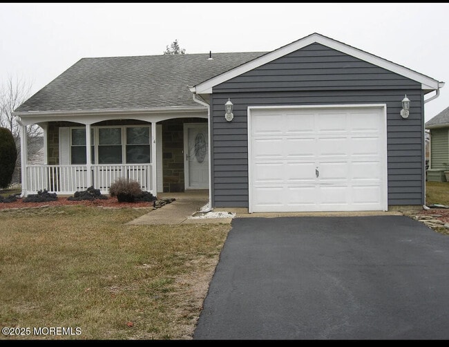 property at 14 Edgeware Pl