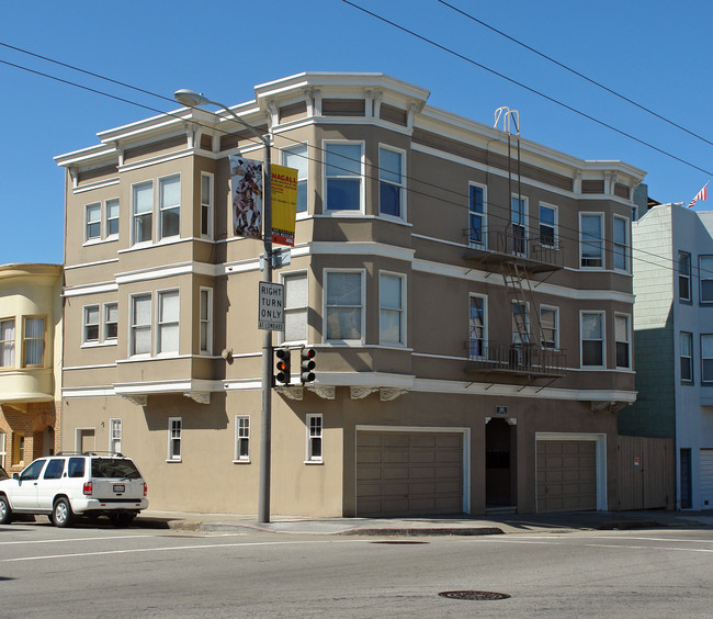 1401 Chestnut St in San Francisco, CA - Building Photo - Building Photo