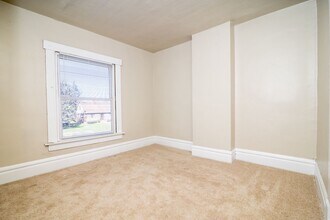 402 Woodland Ave in Columbus, OH - Building Photo - Building Photo