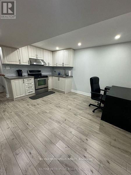 14 Lampman Dr in Toronto, ON - Building Photo - Building Photo