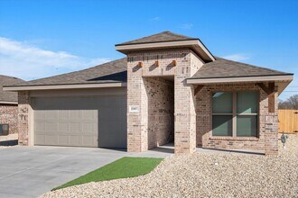 2507 Kenwood Ave in Lubbock, TX - Building Photo - Building Photo