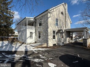 135 Fort Loudon Rd in Mercersburg, PA - Building Photo - Building Photo