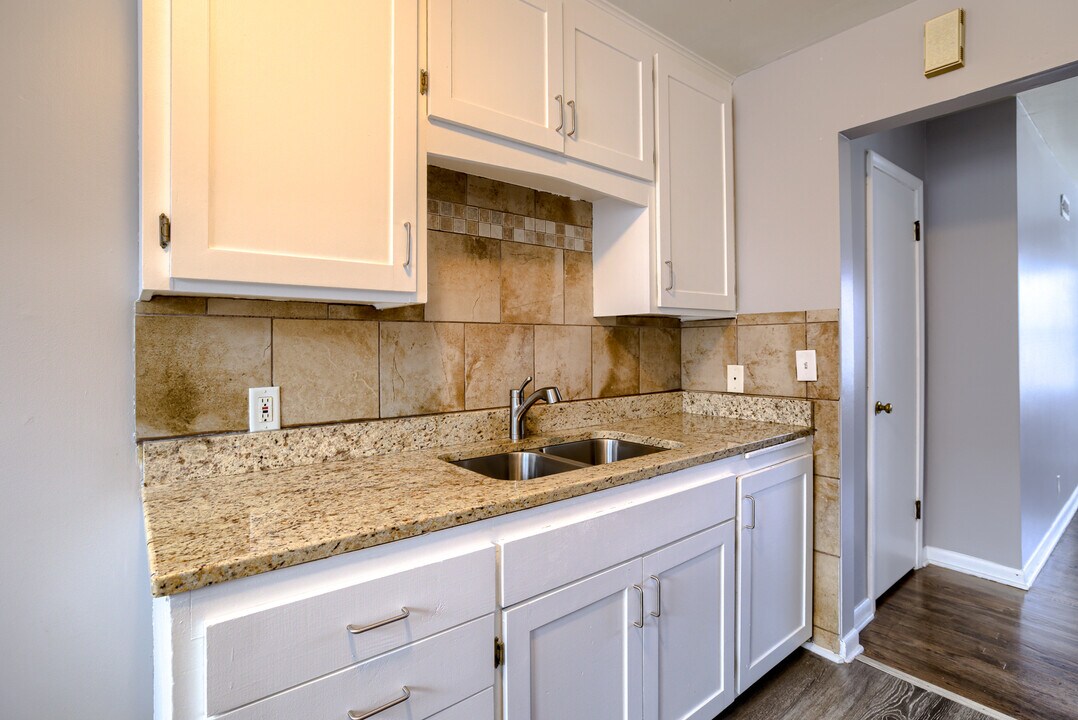 4314 N 52nd St, Unit 3 in Omaha, NE - Building Photo