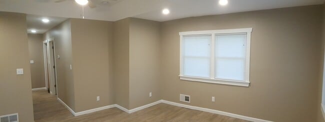 6N998 Wabash Ave in St. Charles, IL - Building Photo - Building Photo