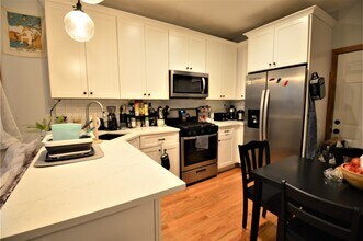 179 Putnam St, Unit 2 in Boston, MA - Building Photo - Building Photo