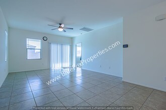 7520 S Circulo Rio Blanco in Tucson, AZ - Building Photo - Building Photo