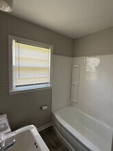 703 Wellons Ave in Spring Lake, NC - Building Photo - Building Photo