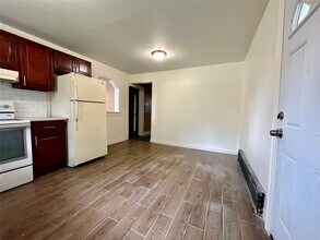 15 Pearl St in Livingston Manor, NY - Building Photo - Building Photo