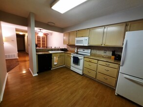 7260 S Gaylord St, Unit P in Centennial, CO - Building Photo - Building Photo