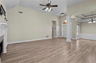 3030 Northcliff Dr in Suwanee, GA - Building Photo - Building Photo