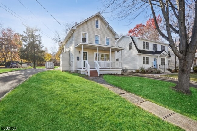 9 Belmont Ave in Madison, NJ - Building Photo - Building Photo