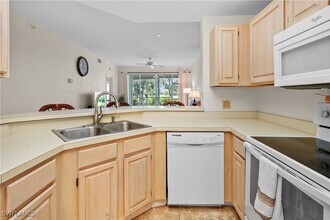 9851 Costa Mesa Ln in Bonita Springs, FL - Building Photo - Building Photo