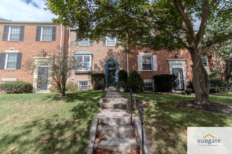 12 Daria Ct in Timonium, MD - Building Photo