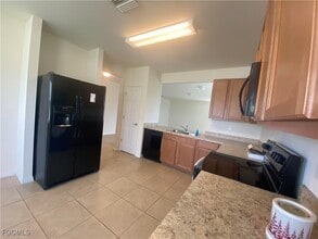 504 SW 9th Ave in Cape Coral, FL - Building Photo - Building Photo