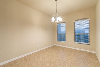 6802 Fort Bend in San Antonio, TX - Building Photo - Building Photo