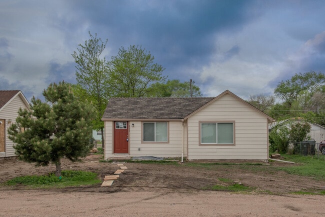 property at 311 N 10th Ave