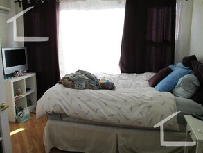 1682 Beacon St in Brookline, MA - Building Photo - Building Photo