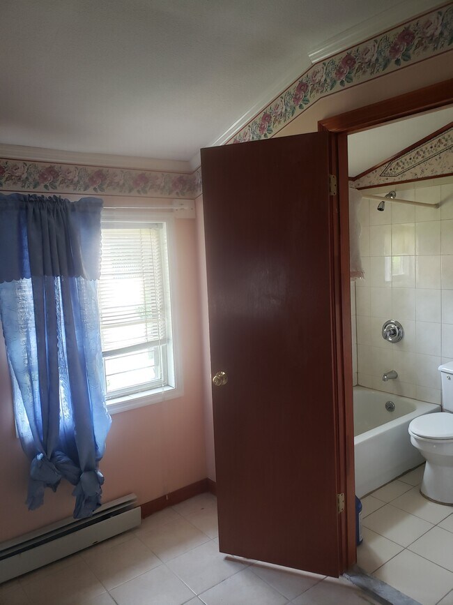 13015 176th Pl Rentals in Jamaica, NY