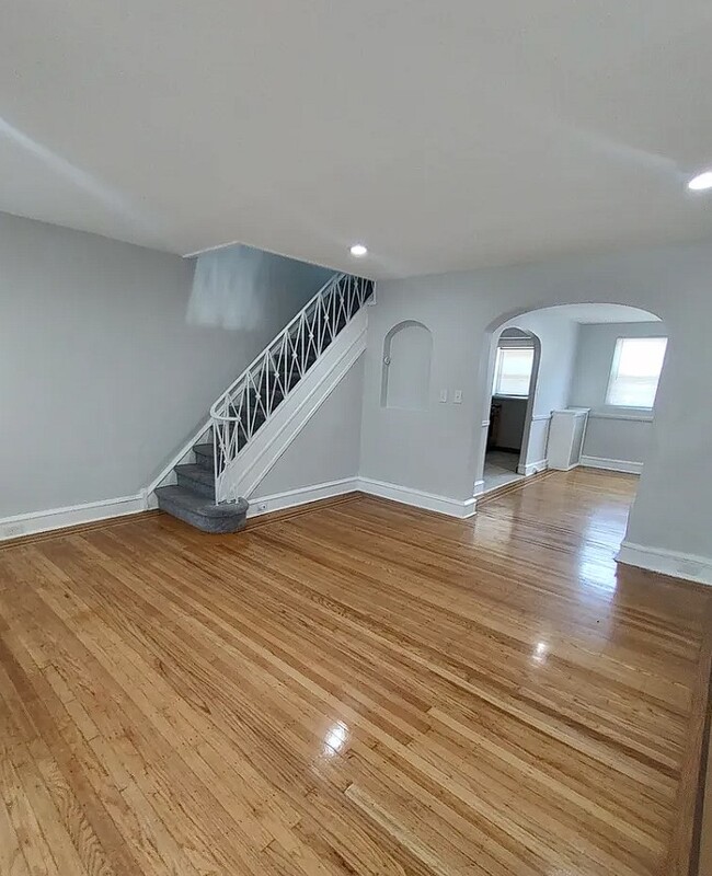 6713 Guyer Ave in Philadelphia, PA - Building Photo - Building Photo