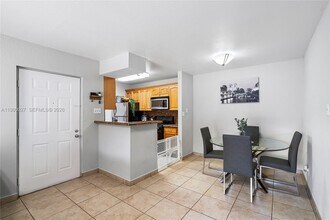 15295 SW 106th Ln in Miami, FL - Building Photo - Building Photo