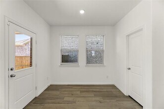 4304 Tartt Ave in Aubrey, TX - Building Photo - Building Photo