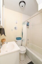 14 Kilby St, Unit 2 in Somerville, MA - Building Photo - Building Photo