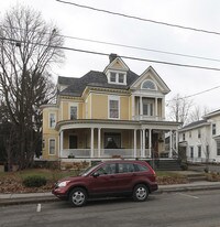 Building Photo - 81 Chestnut St Apartments in Oneonta, New York