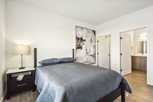 6480 Stockton Blvd in Sacramento, CA - Building Photo