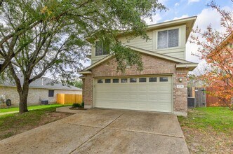 1036 Doras Dr in Pflugerville, TX - Building Photo - Building Photo