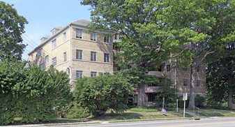 2770 Observatory Ave Apartments