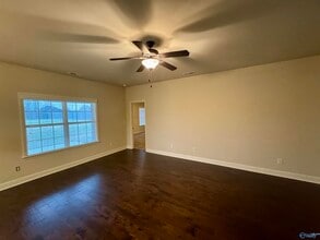 102 Silvermoon Ln in Huntsville, AL - Building Photo - Building Photo