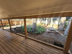 11751 N Ruby Dr in Hayden, ID - Foto de edificio - Building Photo