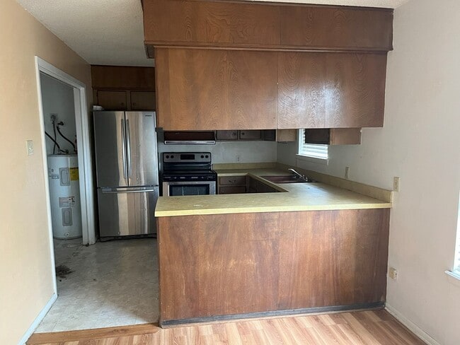 203 Ranchero Rd in Kerrville, TX - Building Photo - Building Photo