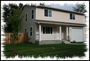 6432 Shire Estate Pl NE in Bremerton, WA - Building Photo