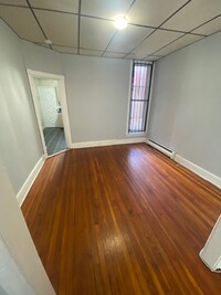 5733 Pemberton St in Philadelphia, PA - Building Photo - Building Photo