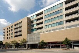 900 Chicago Ave in Evanston, IL - Building Photo
