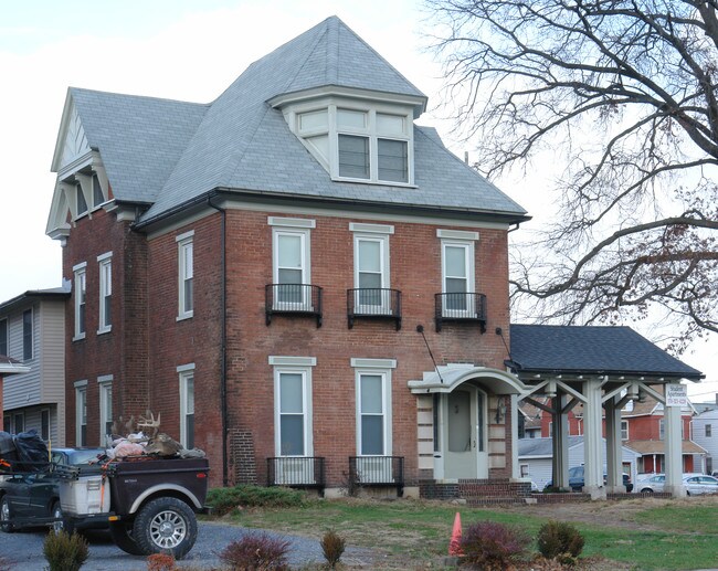 1242 4th St in Williamsport, PA - Building Photo - Building Photo