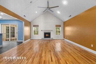 49 Azalea Dr in Weaverville, NC - Building Photo - Building Photo